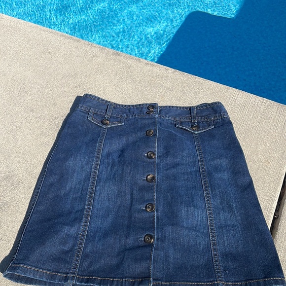 Ann Taylor jean skirt 8 - Picture 1 of 6